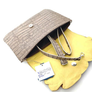 Bolso de mano de piel único