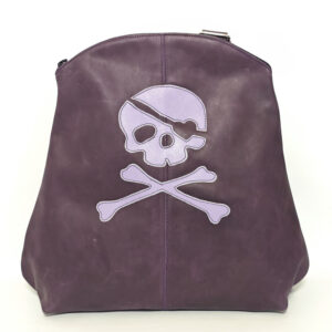 Mochila de piel morada