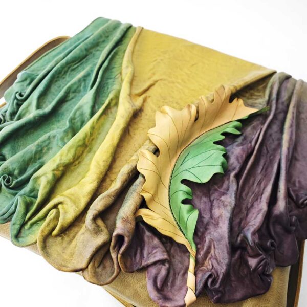 Bolso de mano de piel único