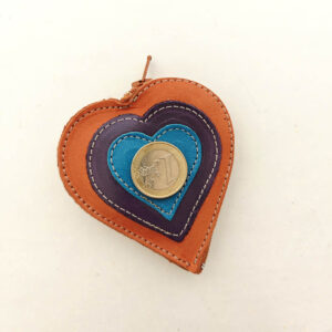 Monederito corazón de piel naranja