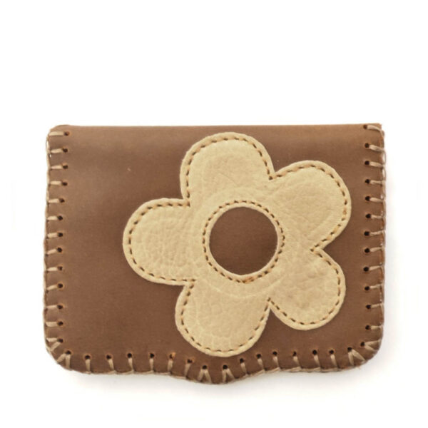 Cartera de piel marrón