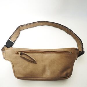 Riñonera de piel marrón taupe