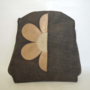 Mochila de piel marrón