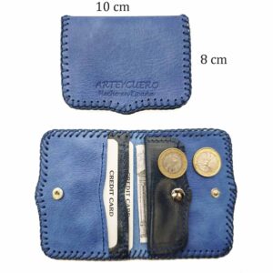 Cartera de piel azul