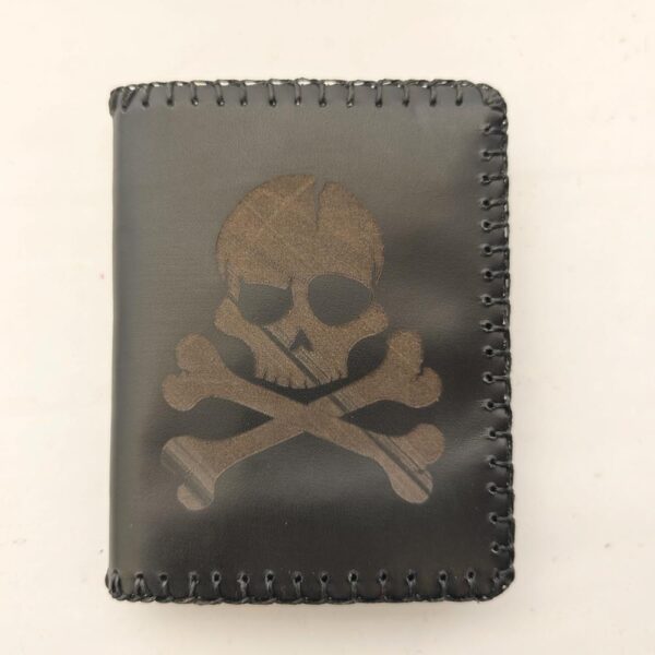 Cartera billetero negro de piel con calavera