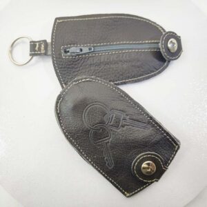 Funda llavero de piel gris